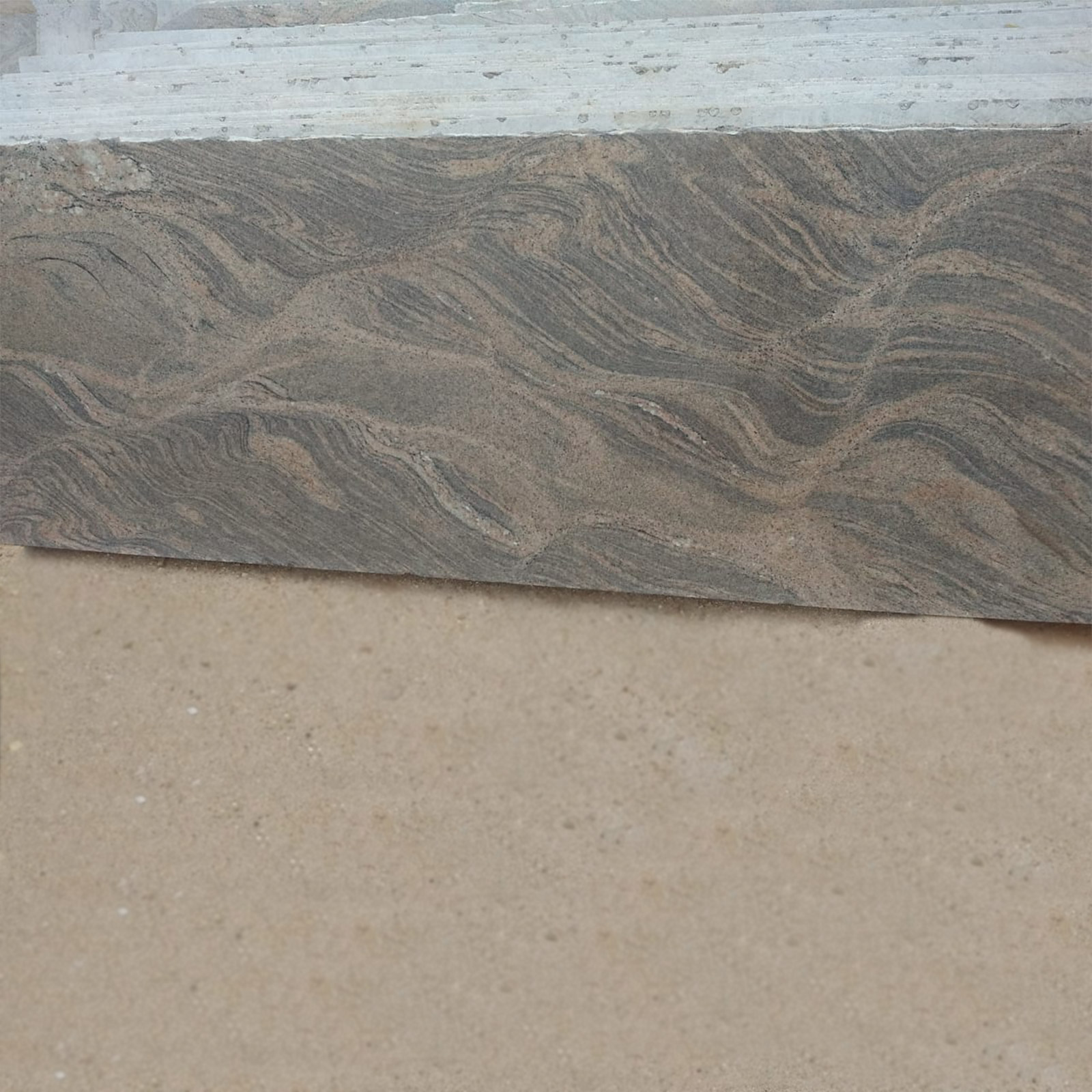 Colombo Juprana Granite Cutter Slabs Manufacturer & Exporter in India